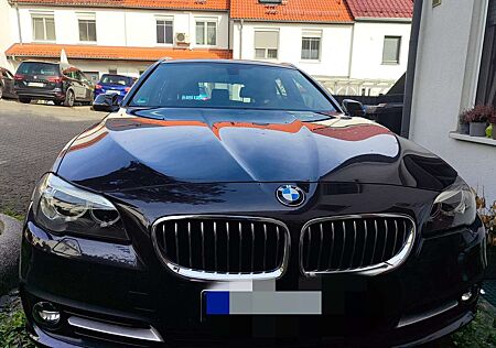 BMW 520d 520 Touring Aut., HiFi Xenon, Pano. Dach