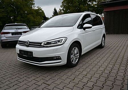 VW Touran Volkswagen Highline/ Voll/Standhzg/AHK/Panorama