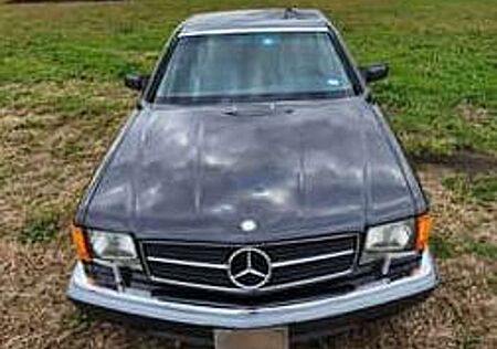 Mercedes-Benz 560 SEC