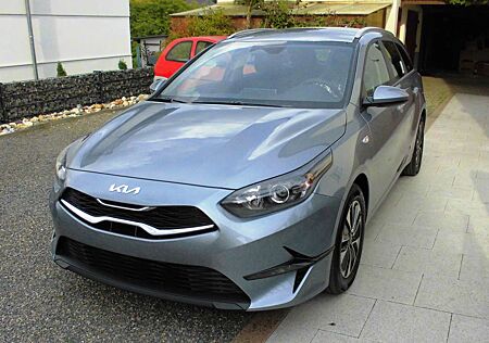 Kia XCeed Ceed SW / cee'd SW 1,5 Modell 25 mit Navi, PDC, Kamera, Sitzheizung