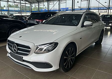Mercedes-Benz E 300 de*ACC*360°Cam*LED*TeiLeder*WideScreen*SHZ