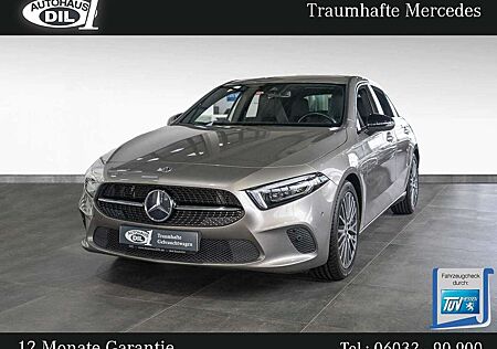 Mercedes-Benz A 220 Urban-Progressive + Night Paket *AHK* RFK