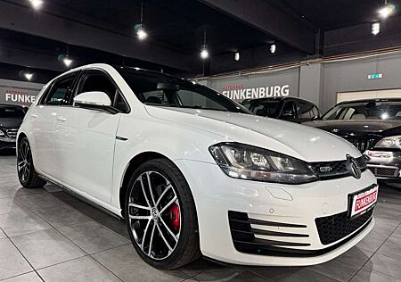 VW Golf Volkswagen VII Lim. GTD SPORT&SOUND/PANO/AUT/LEDER/XEN