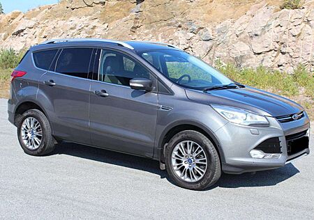 Ford Kuga 2.0 TDCi 4x4 Aut. Titanium