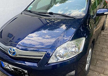 Toyota Auris Hybrid Life