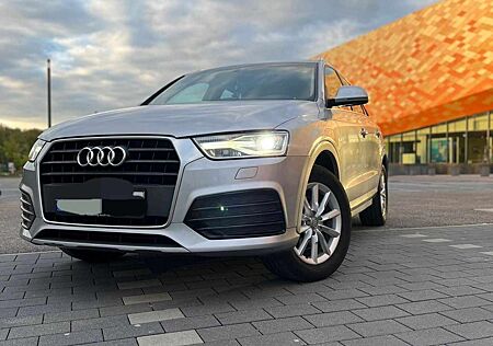 Audi Q3 S-Tronic Automatik mit Anhängerkupplung