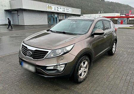 Kia Sportage 1.7 CRDi 2WD Attract