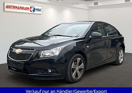 Chevrolet Cruze Hatchback 1.8 Automatik Leder SHZ Navi PDC