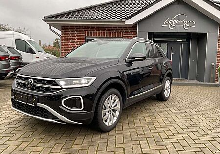 VW T-Roc Volkswagen 1.5 TSI DSG Style,ACC,AHK,ErgoSitz,IQLight