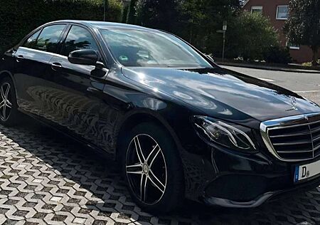 Mercedes-Benz E 220 d 9G-TRONIC