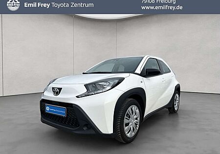 Toyota Aygo (X) X S-CVT Play