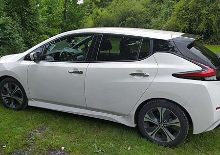 Nissan Leaf 40 kWh N-Connecta