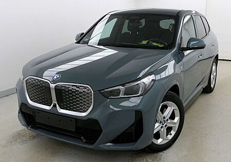 BMW iX1 xDirve 30 M Sport HeadUp 360°Kam DrivingProf
