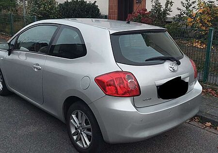 Toyota Auris 2.0 D-4D Life