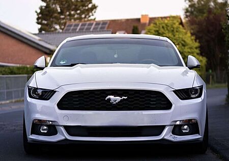 Ford Mustang 2.3 Eco Boost