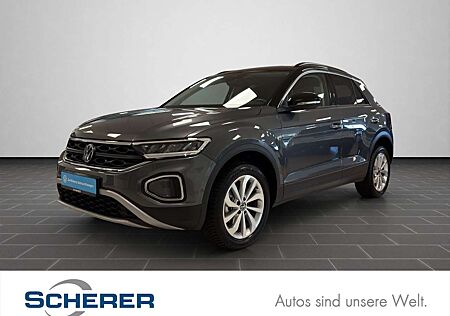 VW T-Roc Volkswagen 1.5 TSI Life ACT DSG NAVI SHZ 17" RearView