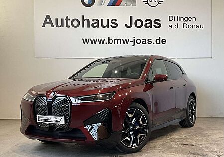 BMW iX xDrive50 Sportpaket, aktive Sitzbelüftung vorn, B&