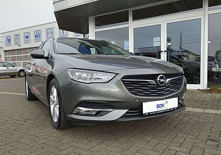 Opel Insignia EDITION-AUTOM-AHK-NAVI-8FACH BERREIFT-AUS 2.HAND