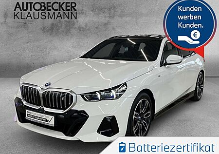 BMW i5 eDrive40 Touring M SPORT 19''LC PROF AHK PANO SITZ