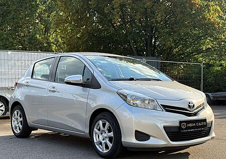 Toyota Yaris Life - Automatik-PDC-Rückfahrkamera-Service Neu