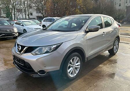 Nissan Qashqai 1.2 DIG-T ACENTA