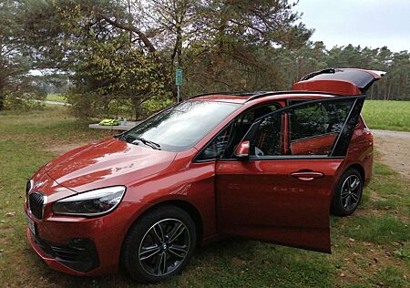 BMW 220i 220 Active Tourer Aut. Sport Line