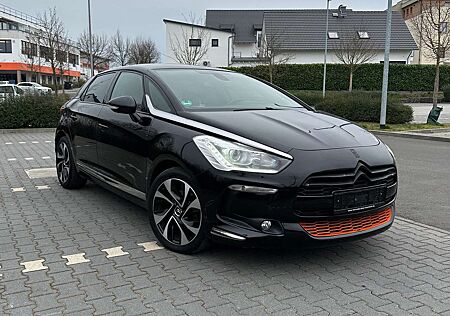 Citroën DS5 Citroen SoChic TÜV Neu Inspektion neu Volleder Panorama
