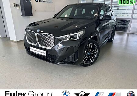 BMW iX1 xDrive30 M Sport 19'' AHK Memor PA+ HUD LCProf ad.