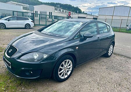 Seat Leon 1.4 TSI - 8-fach bereift - TÜV 01/27