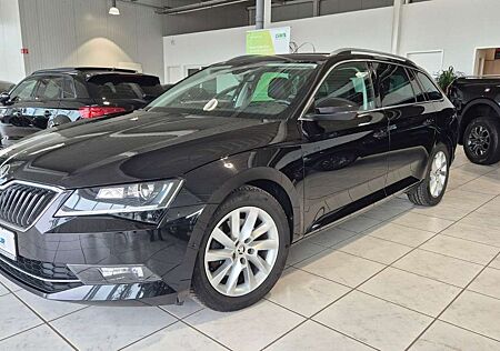 Skoda Superb Combi Style Bi-Xenon*ACC*SHZ*V-Cockpit*
