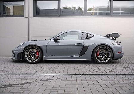 Porsche Cayman 718 GT4RS-Lift-Weissach-90Ltr.-BOSE
