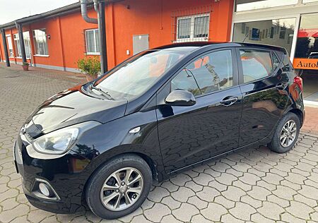 Hyundai i10 YES! * Aus 1Hand * Klima * SHZ * Lenkradheizung *