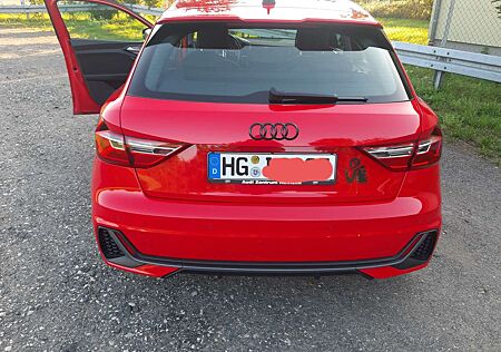 Audi A1 25 TFSI Sportback S line