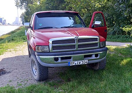 Dodge RAM
