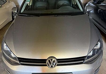 VW Golf Volkswagen 1.4 TSI BlueMotion Technology DSG Cup