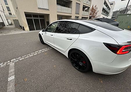 Tesla Model 3 performance Allradantrieb Dual Motor