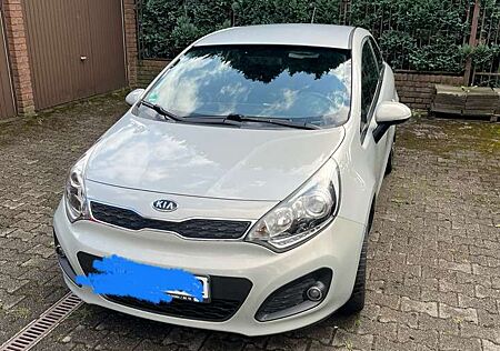 Kia Rio 1.4 Automatik Edition 7