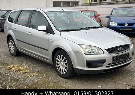 Ford Focus Turnier Fun X -Navi AHK PDC Klima TÜV Neu!