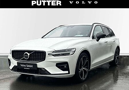 Volvo V60 B4 Benzin Plus Dark 19'' AHK Panorama LED Harman 3