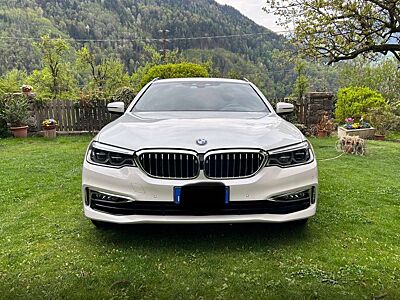 BMW 520 520d xDrive Touring Aut. Luxury Line