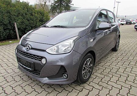 Hyundai i10 1.0 YES! Tüv NEU
