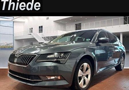 Skoda Superb Combi 2.0 TDI STYLE NAVI/LED/KAMERA/AHK