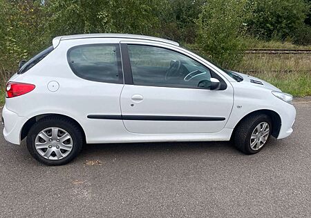 Peugeot 206 Basis