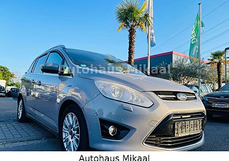 Ford Grand C-Max Titanium