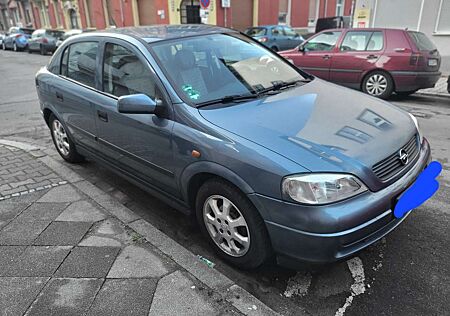 Opel Astra 1.6