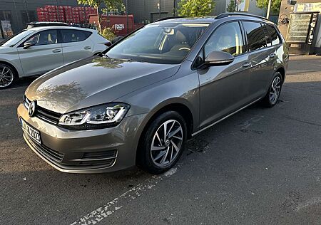 VW Golf Volkswagen 7 Variant TDI| Panorama | Alcantara | Full