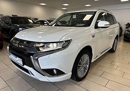 Mitsubishi Outlander PHEV*PLUG-IN HYBRID*4WD*Cam*SHZ*PDC*1H