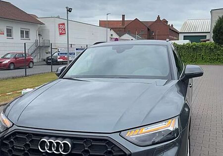 Audi Q5 40 TDI quattro tronic S line AHK/Matrix Kamera