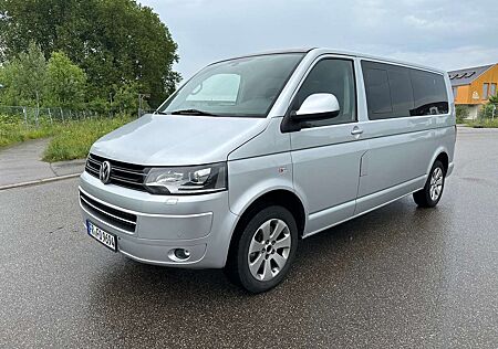 VW T5 Caravelle Volkswagen Caravelle Lang DSG Comfortline