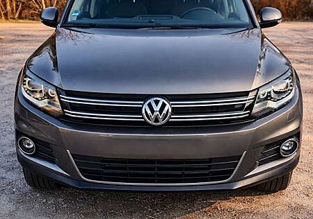 VW Tiguan Volkswagen 2.0 TDI DPF 4Motion DSG Cup Sport & Style